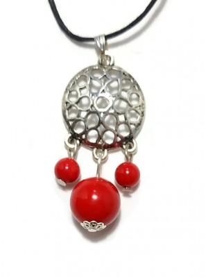 Подвеска с красными кораллами Подвеска с красными кораллами