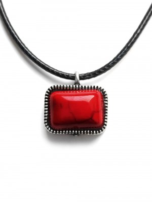 Подвеска с красным кораллом Подвеска с красным кораллом