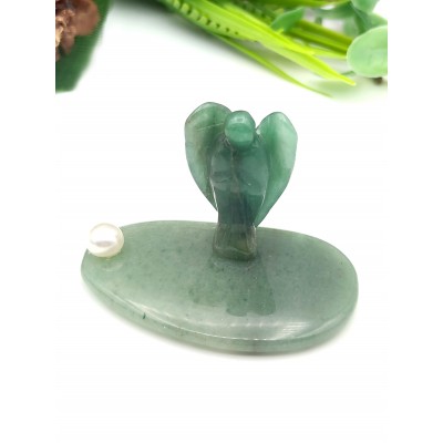 Сувенир Ангел из зеленого авантюрина с жемчугом