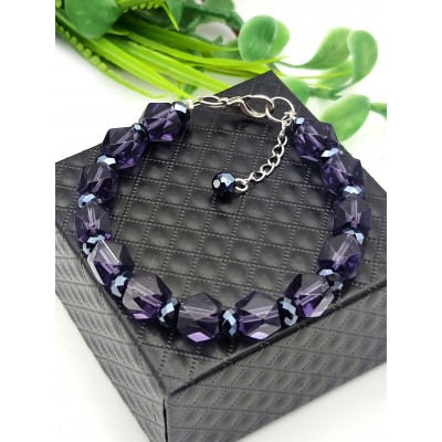 Браслет из аметиста (синтетического) с чешским стеклом