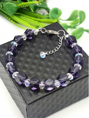 Браслет из аметиста (синтетического) с чешским стеклом