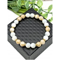 Браслет из белого и бежевого перламутра