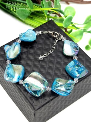 Браслет из голубого перламутра