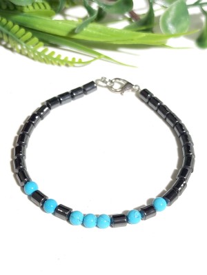 Браслет из гематита и говлита (стилизация под бирюзу)
