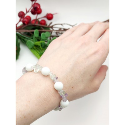 Браслет с матовым белым агатом и флюоритом