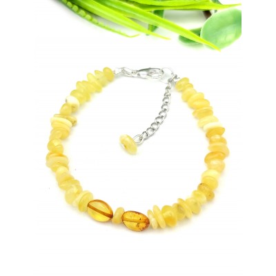 Браслет из коньячного и белого королевского янтаря