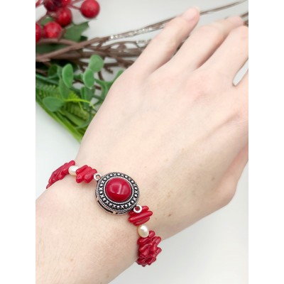 Браслет из красных кораллов с персиковым жемчугом Браслет из красных кораллов с персиковым жемчугом