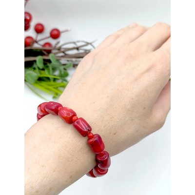 Браслет из красных кораллов
