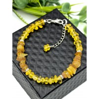 Браслет из желтого и лечебного необработанного янтаря
