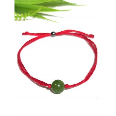 Браслет-оберег красная нить с нефритом