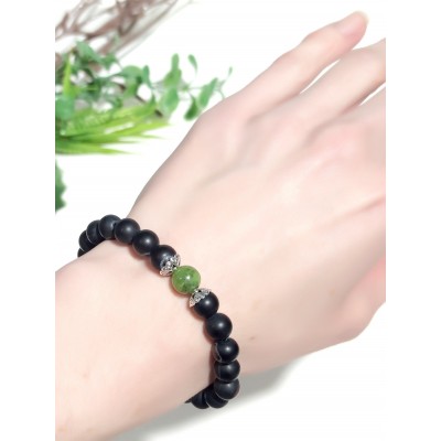 Браслет из нефрита и матового оникса Браслет из нефрита и матового оникса