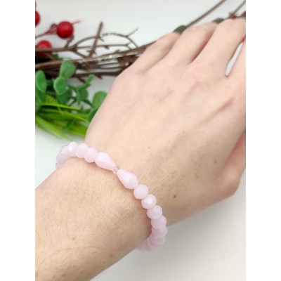 Браслет из розового кварца (синтетического)