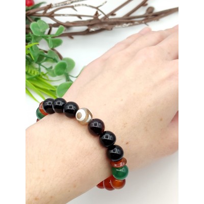 Браслет из агата, оникса и сердолика с тибетской бусиной Дзи