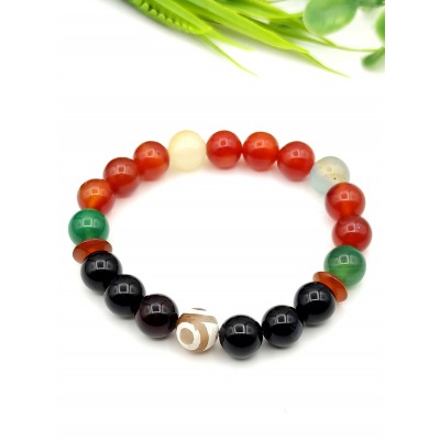 Браслет из агата, оникса и сердолика с тибетской бусиной Дзи