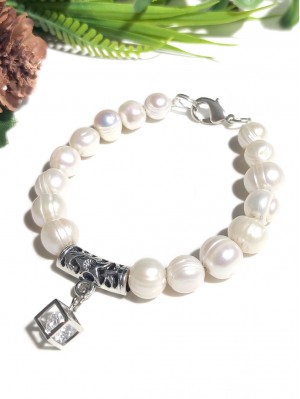 Браслет из жемчуга