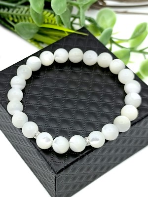 Браслет из белого перламутра