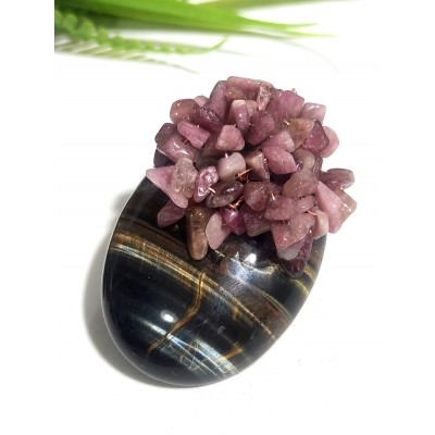 Брошь-подвеска с тигровым, соколиным глазом и розовым турмалином