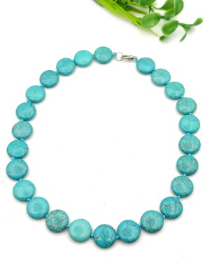 Бусы из говлита (стилизация под бирюзу)