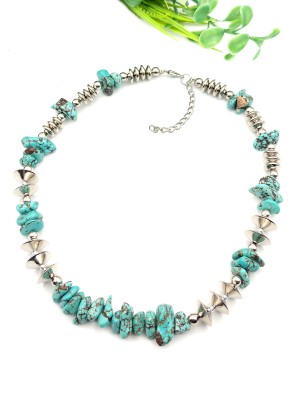 Бусы из говлита (стилизация под бирюзу) Бусы из говлита (стилизация под бирюзу)