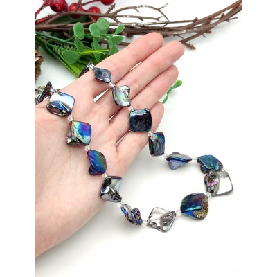 Бусы из перламутра