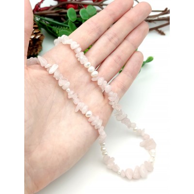 Бусы из розового кварца и жемчуга