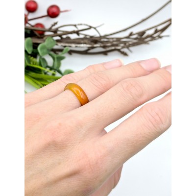 Кольцо из сердолика без оправы