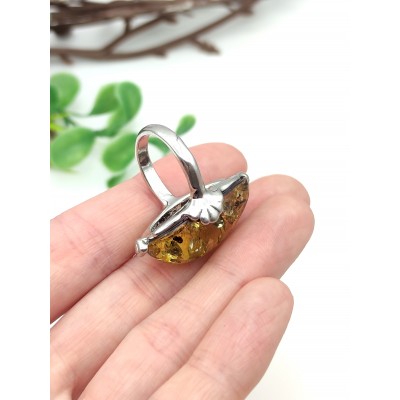 Кольцо с зелёным бернитом (сплав смол и янтаря)