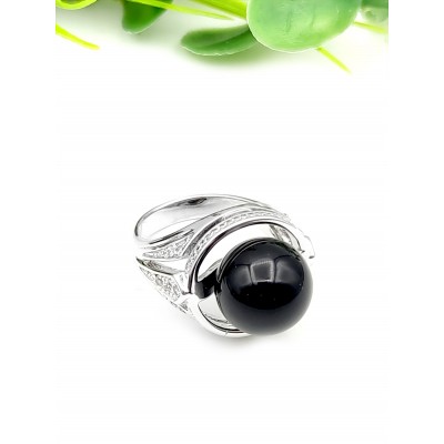 Кольцо посеребренное с черным агатом и фианитами