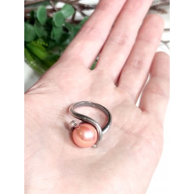 Кольцо посеребренное с персиковым жемчугом Майорка