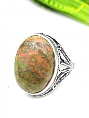 Кольцо посеребренное с унакитом