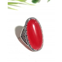 Кольцо посеребренное с вишневым агатом