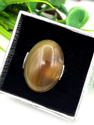 Кольцо с бежево-коричневым агатом