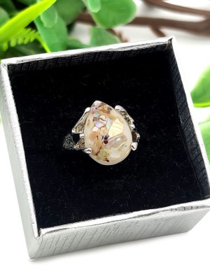 Кольцо с халиотисом (перламутром)