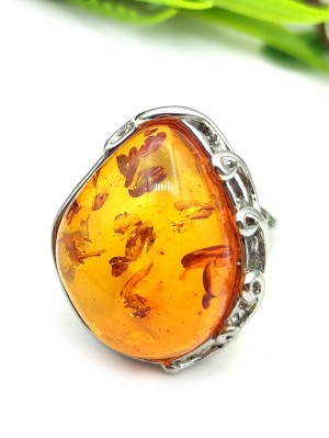 Кольцо с коньячным бернитом (сплав смол и янтаря)