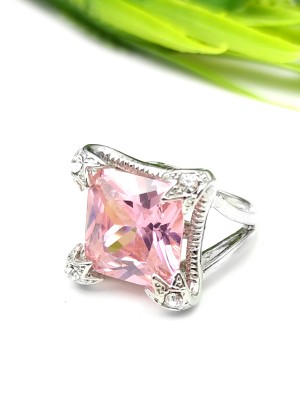 Кольцо с розовым фианитом