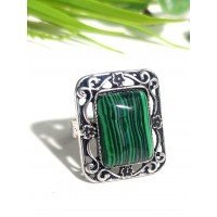 Кольцо с малахитом (синтетическим)