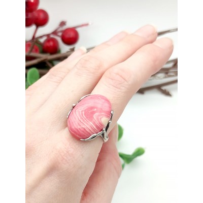 Кольцо посеребренное с родохрозитом (синтетическим)