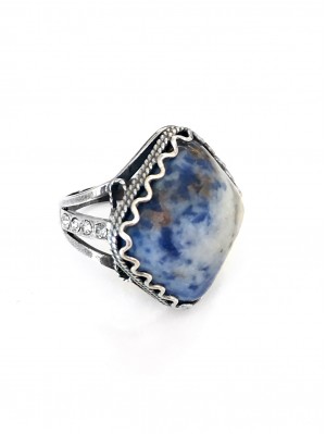 Кольцо посеребренное с содалитом