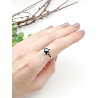 Кольцо с синим жемчугом