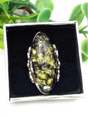 Кольцо с зелёным бернитом (сплав смол и янтаря)