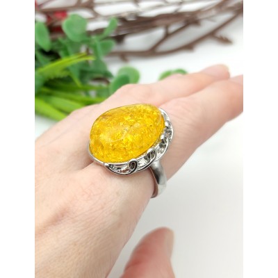 Кольцо с жёлтым бернитом (сплав смол и янтаря)