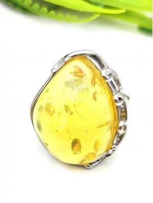 Кольцо с жёлтым бернитом (сплав смол и янтаря)