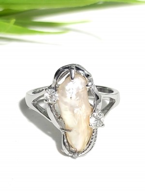 Кольцо с персиковым барочным жемчугом (Барокко)