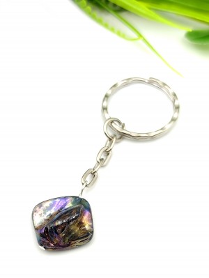 Брелок с перламутром