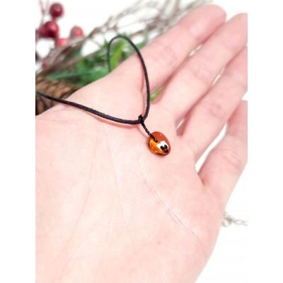 Подвеска Мышка из коньячного янтаря