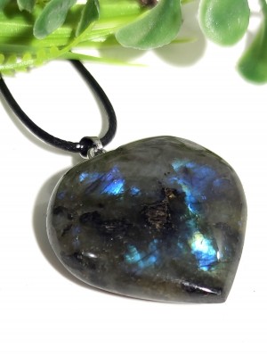 Подвеска Сердце из лабрадора