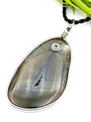 Подвеска из агата