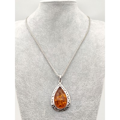 Подвеска из бернита (сплав смол и янтаря)