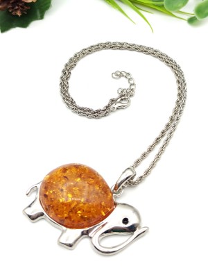 Подвеска Слон с бернитом (сплав смол и янтаря)