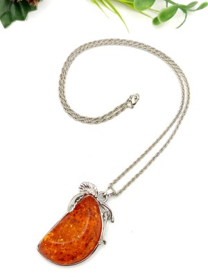 Подвеска из бернита (сплав смол и янтаря)